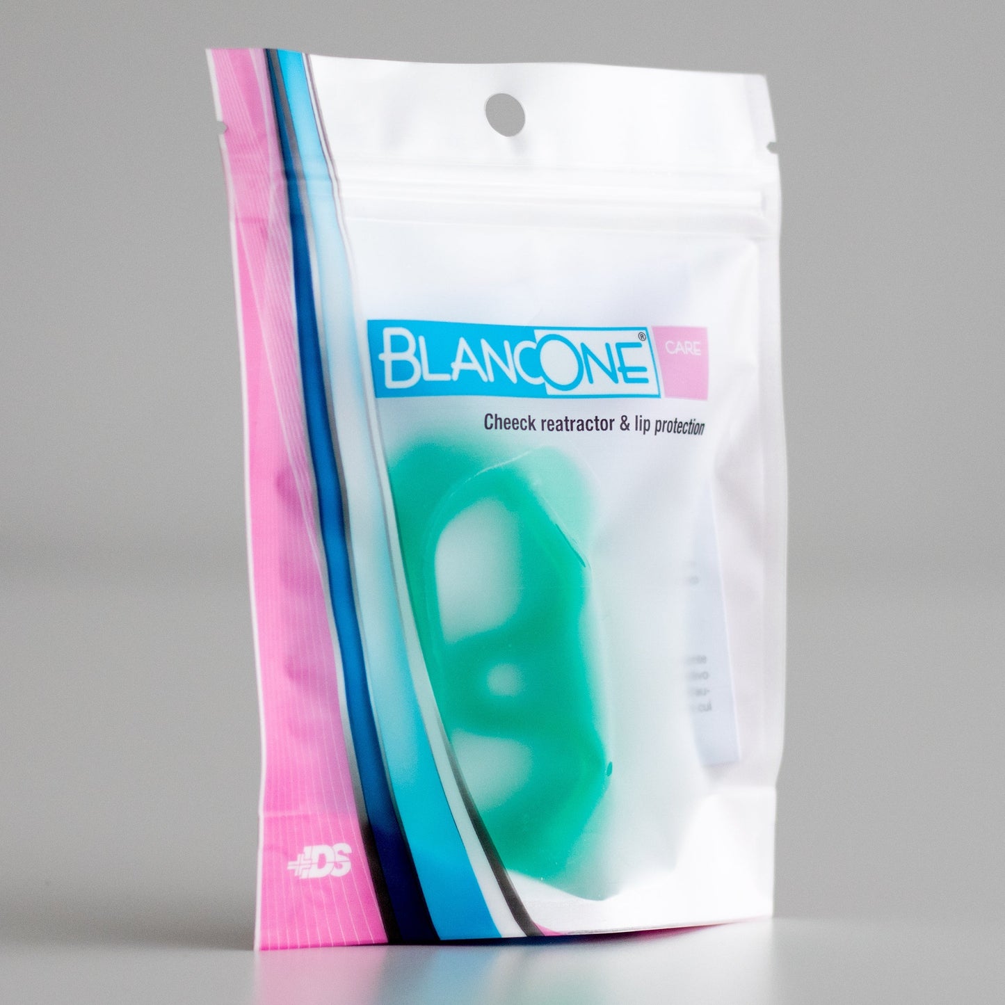 BlancOne® CHEEK RETRACTOR